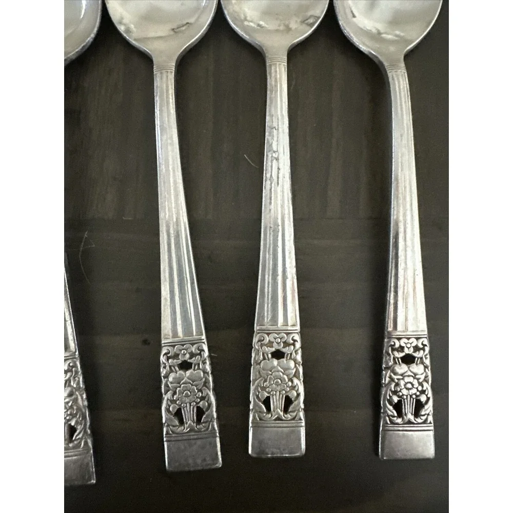 1936 Oneida Community‎ Coronation Silver-plate 4 Piece Set Dinner Teaspoons